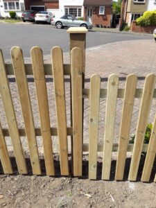 garden fencing Bagshot